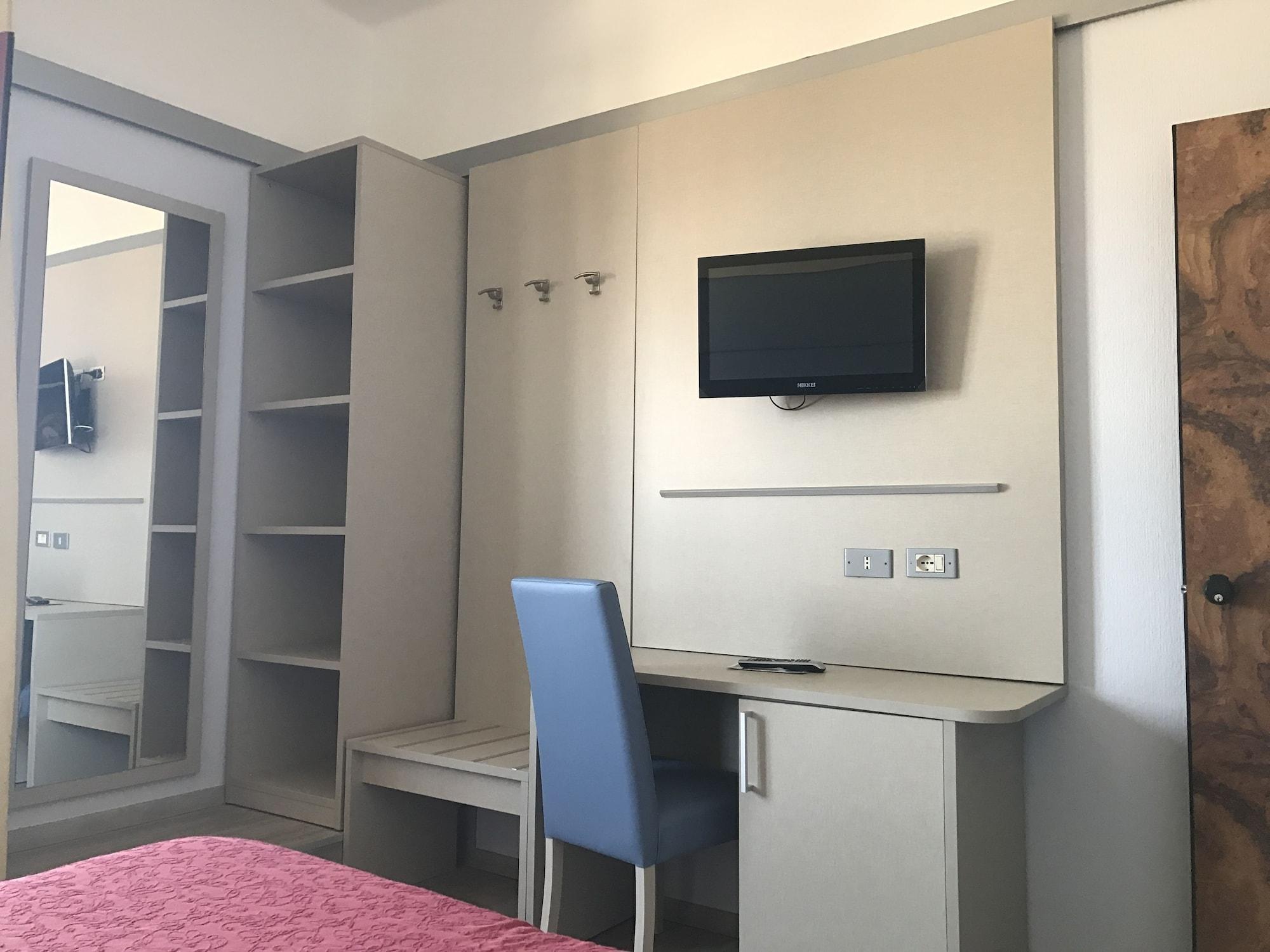 Hotel Elisabeth Due Фано Экстерьер фото